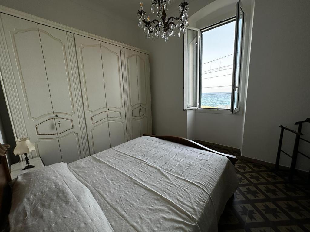 La Via Sul Mare Apartment Bordighera Exterior photo